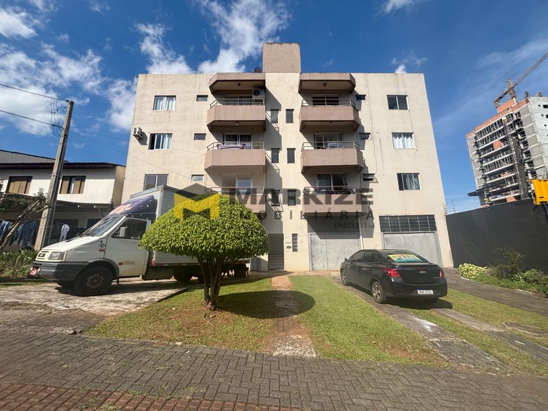 Apartamento para alugar com 2 dormitórios, 1 banheiro, 1 vaga de garagem e 70m² de área privativa no bairro Presidente Médici