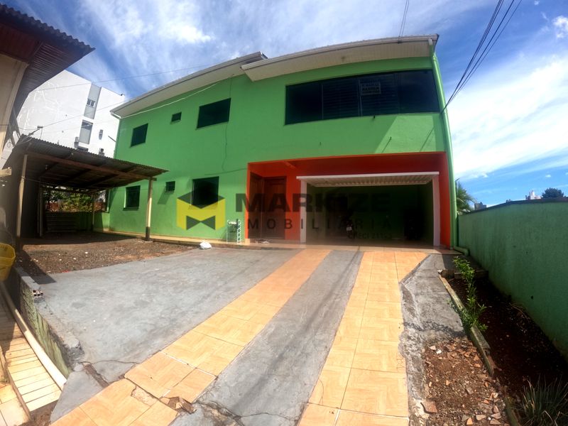 Apartamento para alugar com 4 dormitórios, 1 banheiro, 1 vaga de garagem e 120m² de área privativa no bairro São Cristóvão