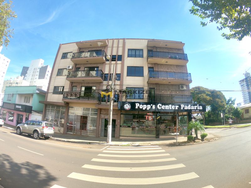 Apartamento à venda com 3 dormitórios, 1 banheiro e 90m² de área privativa no bairro Maria Goretti