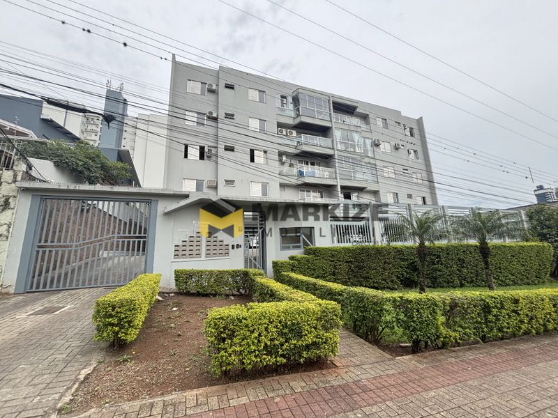 Apartamento para alugar com 3 dormitórios, 2 banheiros, 1 vaga de garagem e 100m² de área privativa no bairro Santa Maria
