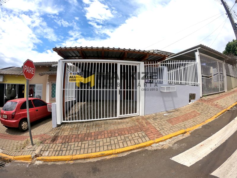 Casa para alugar com 2 dormitórios, 1 banheiro, 1 vaga de garagem e 65m² de área privativa no bairro Vila Real