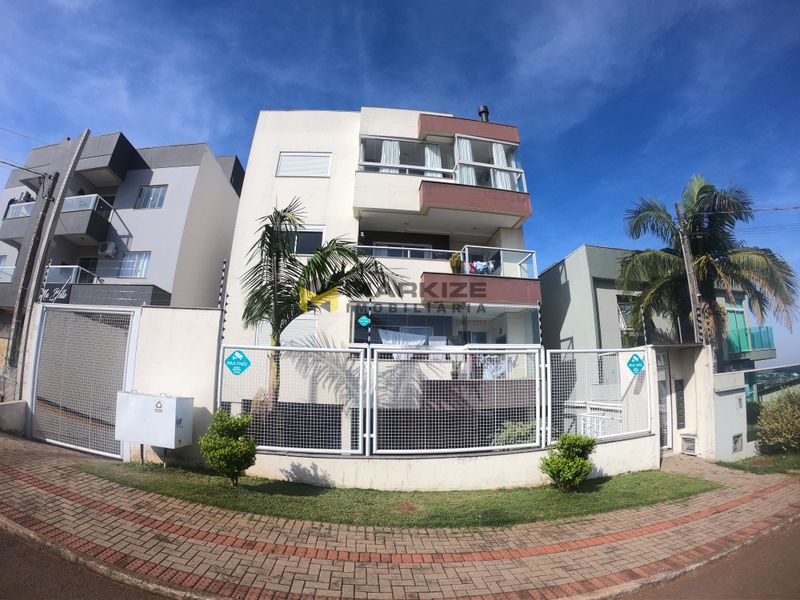 Apartamento à venda com 3 dormitórios, 2 banheiros, 2 vagas de garagens e 125m² de área privativa no bairro Universitário