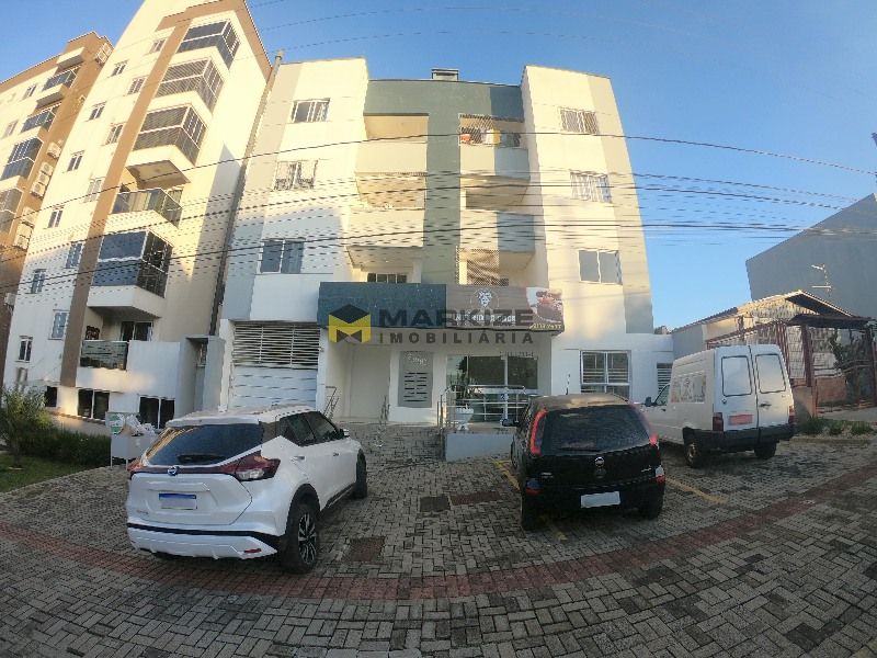 Apartamento para alugar com 2 dormitórios, 2 banheiros, 2 vagas de garagens e 150m² de área privativa no bairro Saic